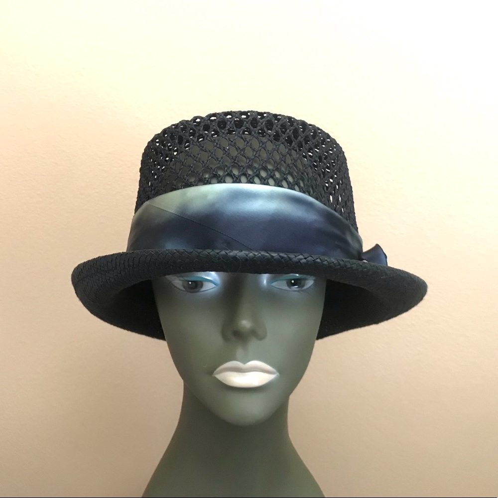 Top Hat - Picture 2 of 6